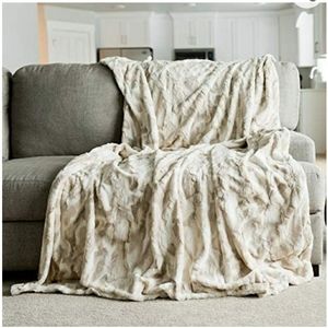 Ivory faux fur throw blanket